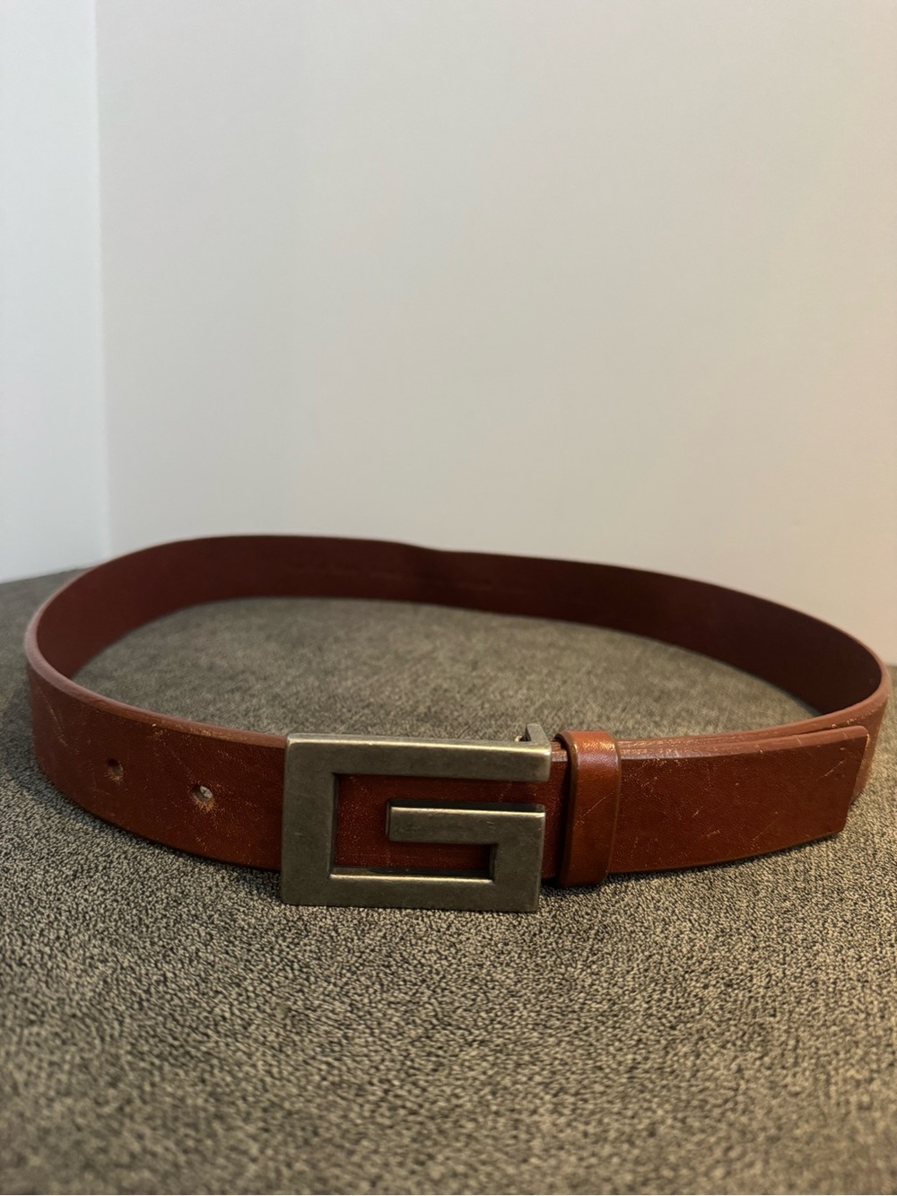 VTG - GUESS Men's Brown Solid Belt Medium Silver Tone "G" Logo Buckle